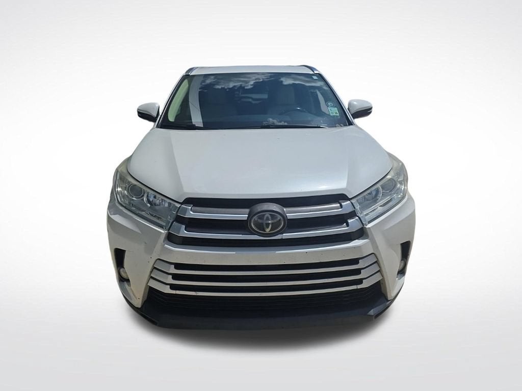 2018 Toyota Highlander SE