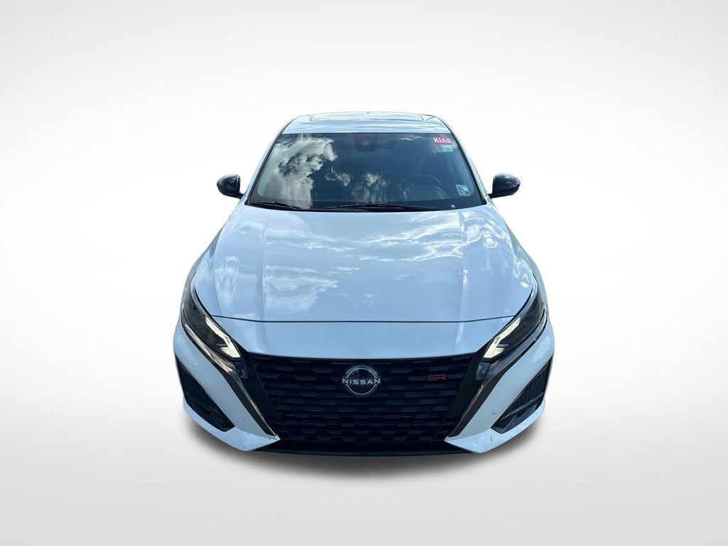2023 Nissan Altima 2.0 SR